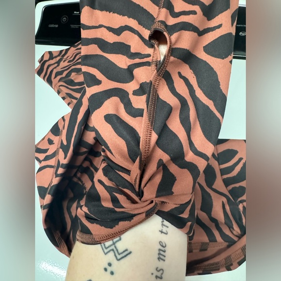 Pure luxe leggings 7/8 mahogany zebra oasis twist - Picture 4 of 4